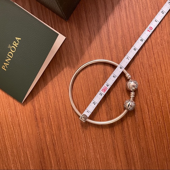 Sold out - Pandora silver bracelet + black leather - Picture 6 of 9